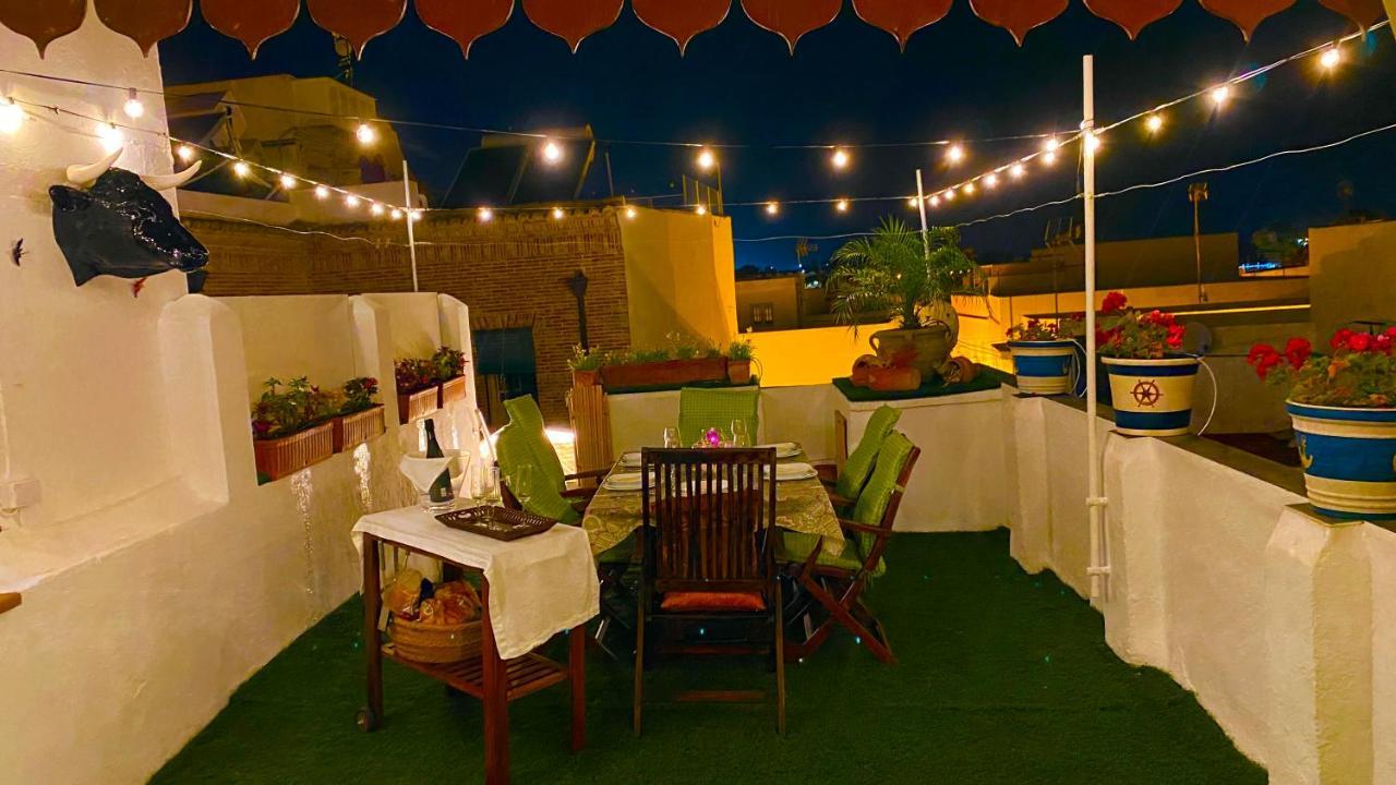 Apartamento Con Terraza,A 100M Playa Costilla Y Frente Al Castillo روتا المظهر الخارجي الصورة