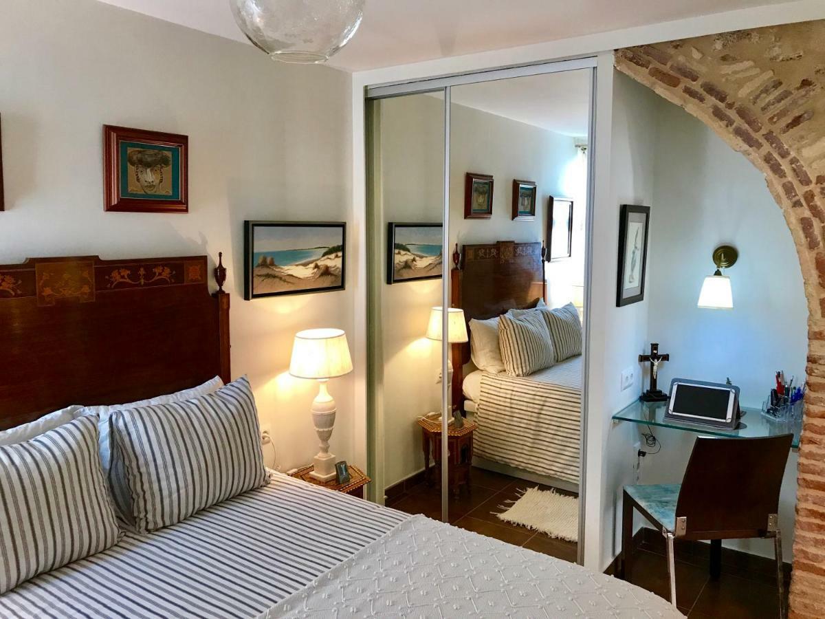 Apartamento Con Terraza,A 100M Playa Costilla Y Frente Al Castillo روتا المظهر الخارجي الصورة